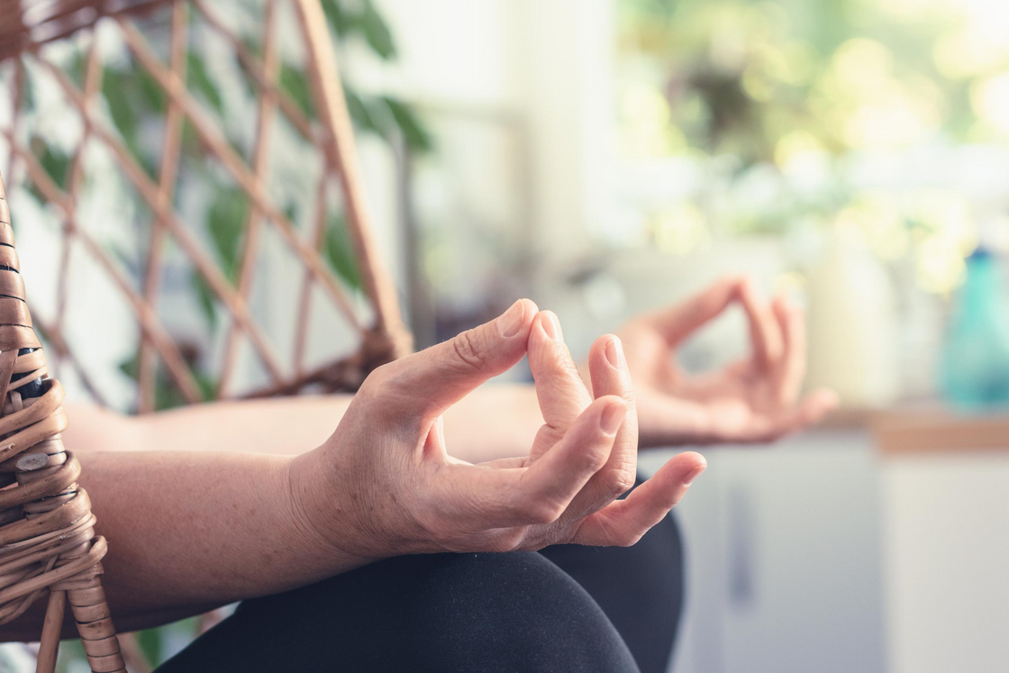 A 6 Step Nutrition Guide for an Easier Menopause